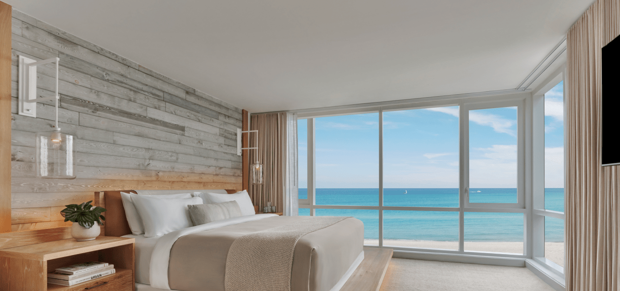 Ocean Front 1 Bedroom Suite with Balcony